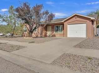 215 Loma Verde Dr, Belen, NM 87002