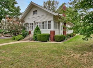 1201 S Linden St, Normal, IL 61761