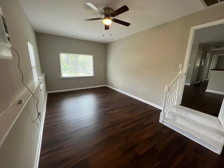 3920 Spanish Oak Dr — Photo 4