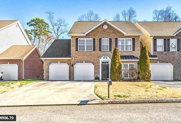 2nd image of 4906 Briar Rock Ln