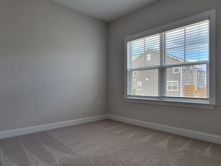 745 Cormiche Ln — Photo 25