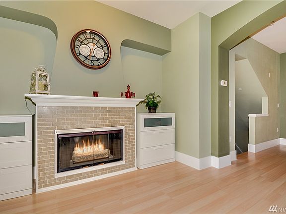 5th image of 18268 NE 97th Way Unit 104