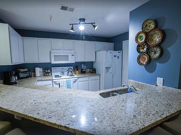 4th image of 1240 S Missouri Ave Unit 402