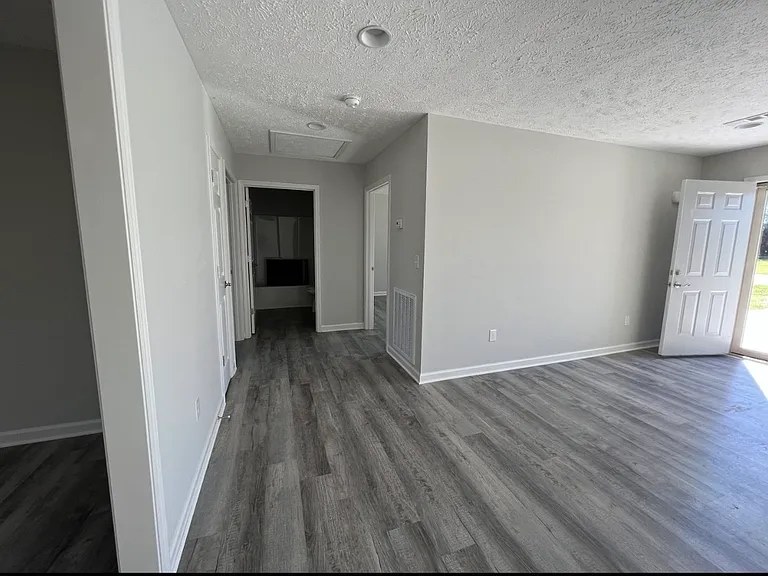 34 Lori Ct — Photo 7