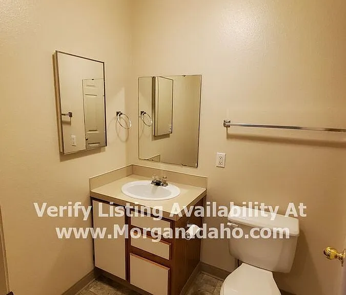 6723 W Overland Rd #101 — Photo 2
