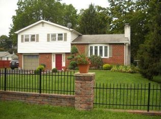 32 Evergreen Dr, Doylestown, PA 18901