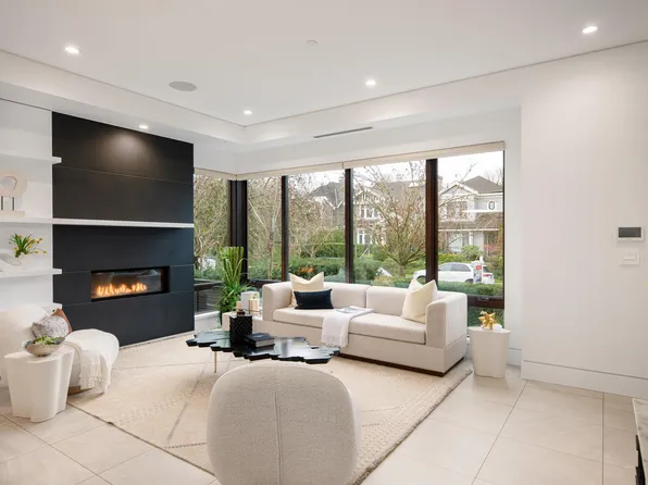 3953 W 21st Ave, Vancouver, BC V6S 1H7