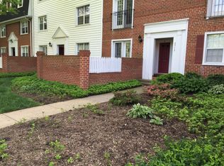 2713 S Walter Reed Dr UNIT A, Arlington, VA 22206