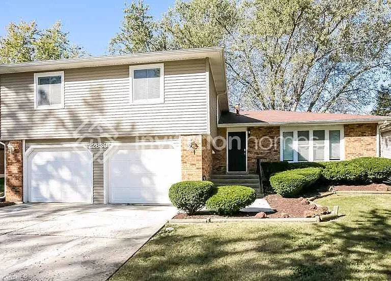 22830 Lakeshore Dr — Photo 1