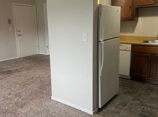 4013 Westover Rd SE APT 2, Cedar Rapids, IA 52403