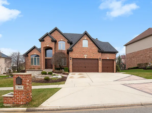 369 4th St, Lemont, IL 60439