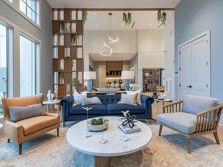 Miro Luxury Apartments — Photo 28