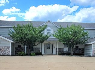 615 Trinity Dr UNIT 1, Caledonia, MI 49316