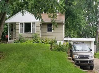 9610 Clinton Ave S, Bloomington, MN 55420