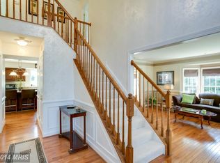 6424 Manor View Dr, Gaithersburg, MD 20882