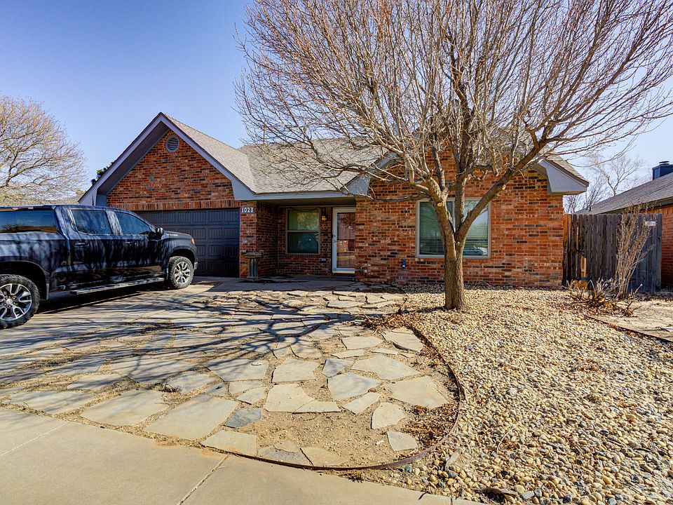 1st image of 1023 Iola Dr