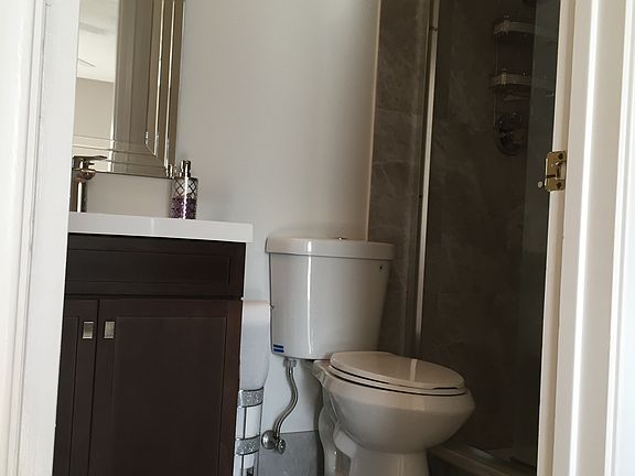 5th image of 2525 SW 22nd Ave #2010