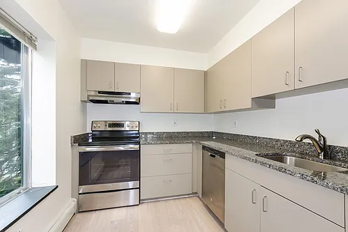 Floor plan 1364-D