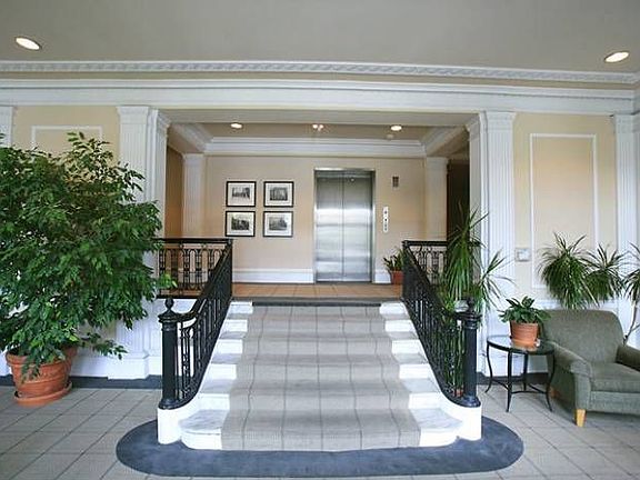 Gracious Lobby