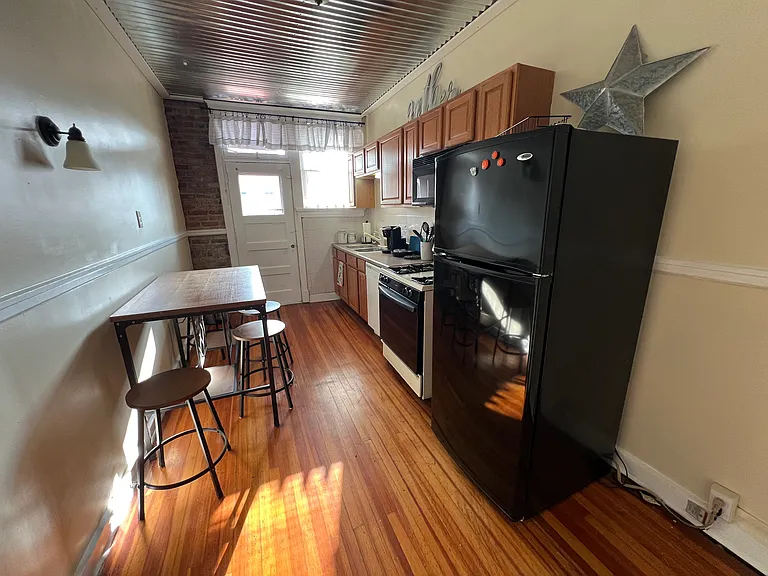 5354 Murdoch Ave — Photo 5