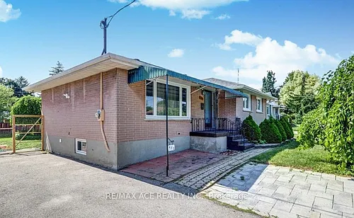 482 Nipigon St #MAIN Photo 1
