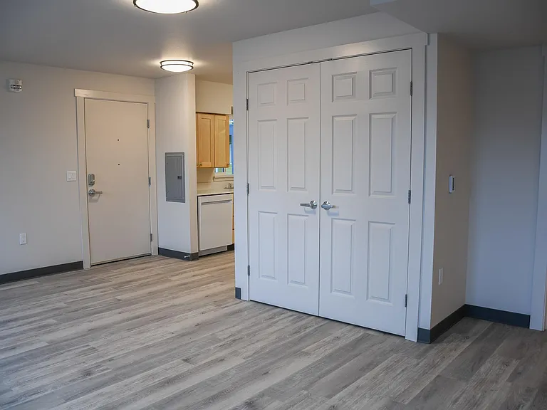 Kirkland Heights Apartments — Photo 27