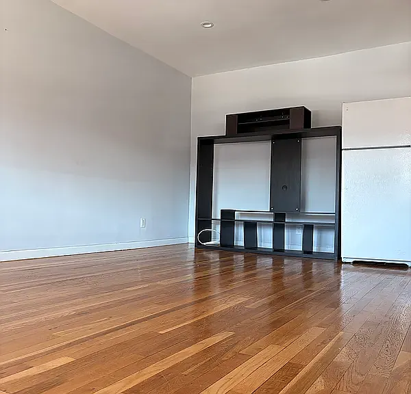2521 71st St #2 — Photo 9