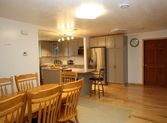5th image of 11910 Woodbine St NW