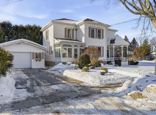 47 Paul St, Prince Edward County, ON K0K 2T0