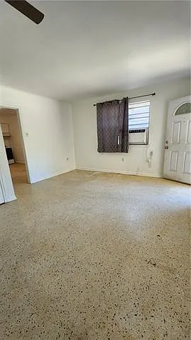 4534 Park Dr S — Photo 4
