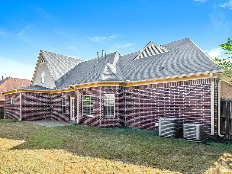 9064 Kyle Duran Ln — Photo 17