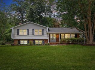 1101 Sudbury Ct, Raleigh, NC 27609