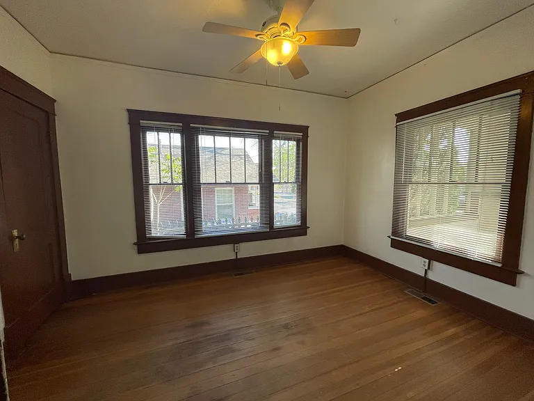 123 Maple St SE — Photo 25