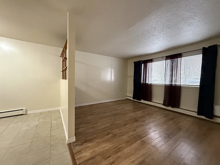 4040 Retallack St — Photo 8