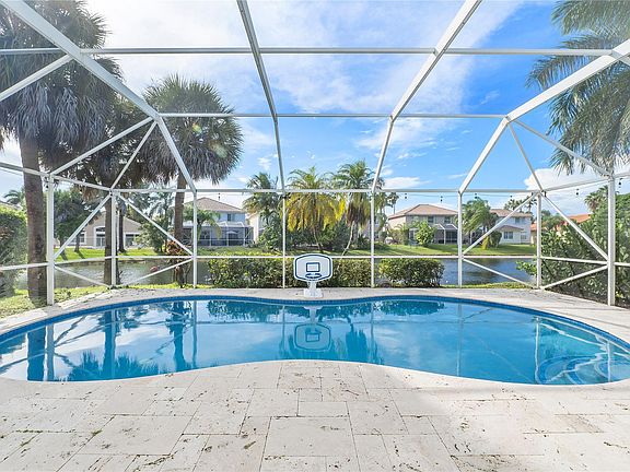 3rd image of 5362 NW 121st Avenue