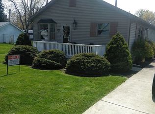 2976 Monrona Dr, Monroe, MI 48162