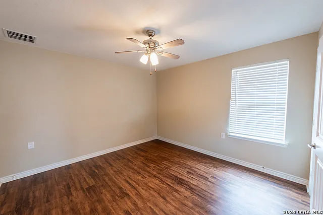 5526 Castle Brook Dr — Photo 14