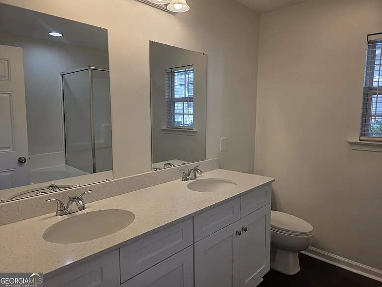 434 Roberts Way — Photo 21