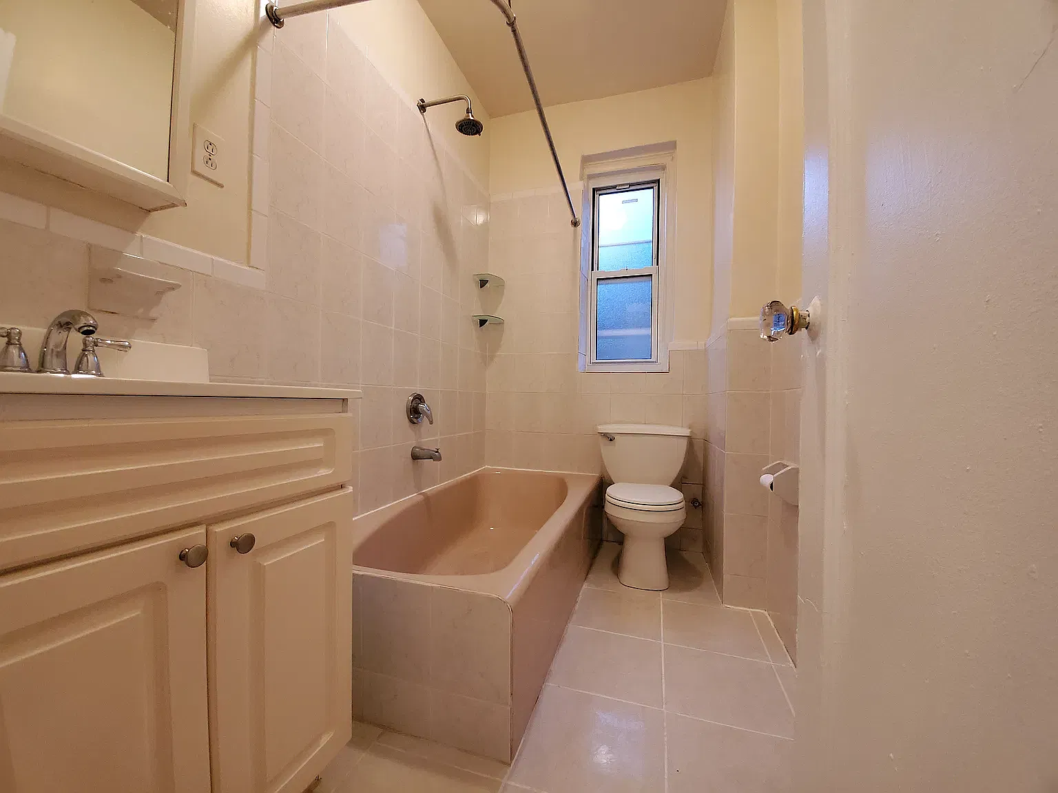 520 West 218th Street — Photo 4