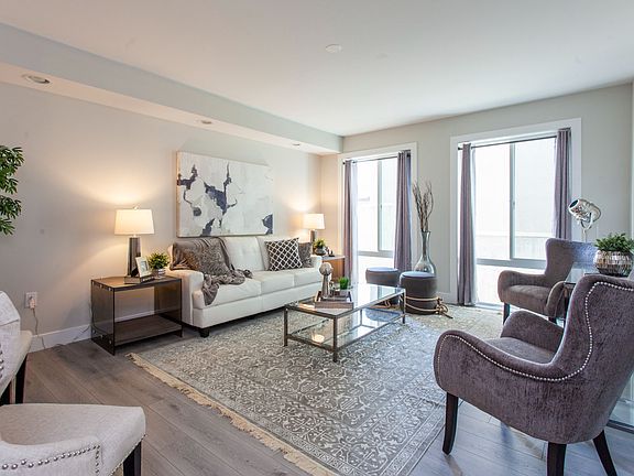 2nd image of 1533-39 Parrish St #2B