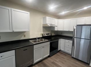 212 E Bluff St, Madison, WI 53705