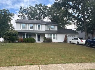 5 Aspen Rd, Sicklerville, NJ 08081