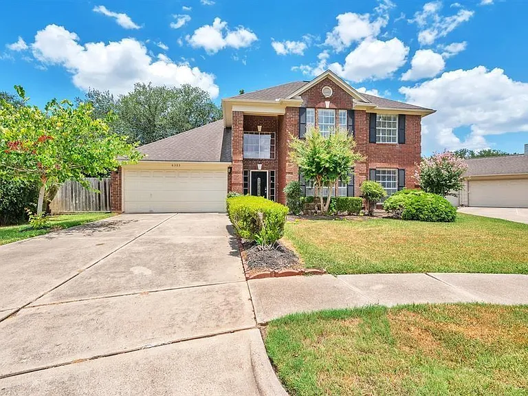 6303 Carissa Ct — Photo 24