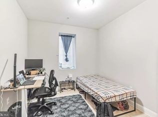 333 N 40th St #C, Philadelphia, PA 19104