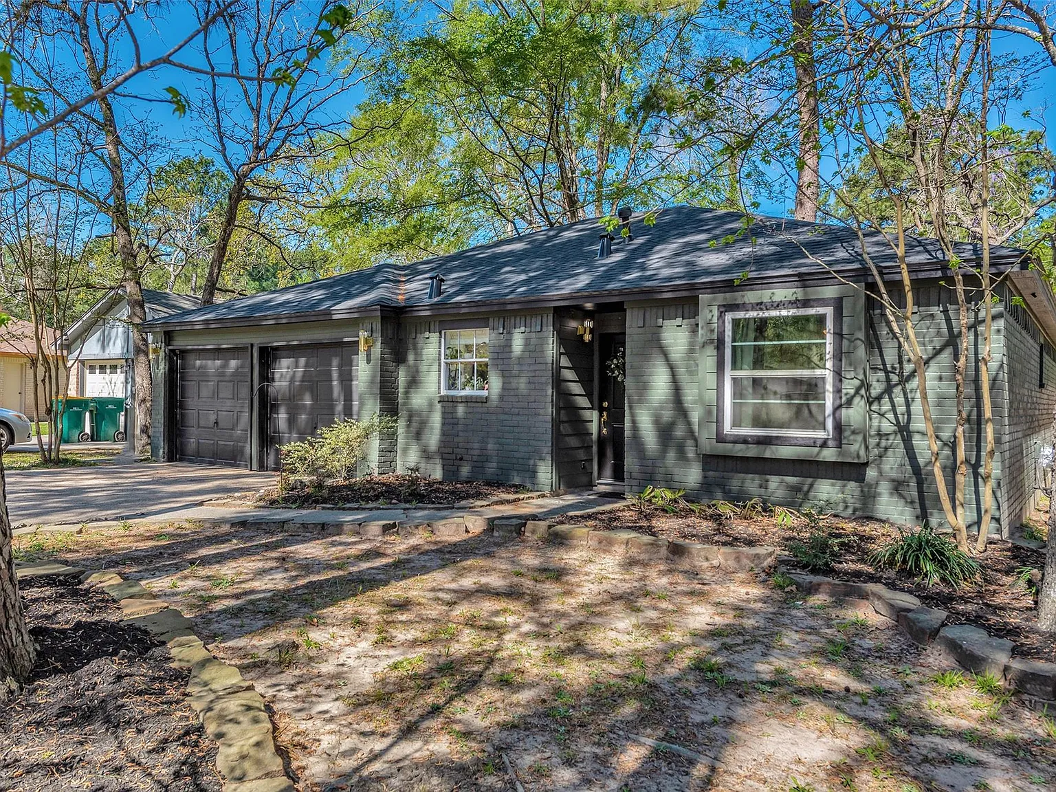 3 bed, 2.0 bath, 1366 sqft, $2,350 — Photo 4