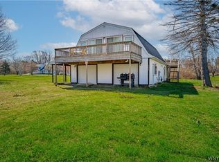 4654 Thilk Dr, Wilson, NY 14172