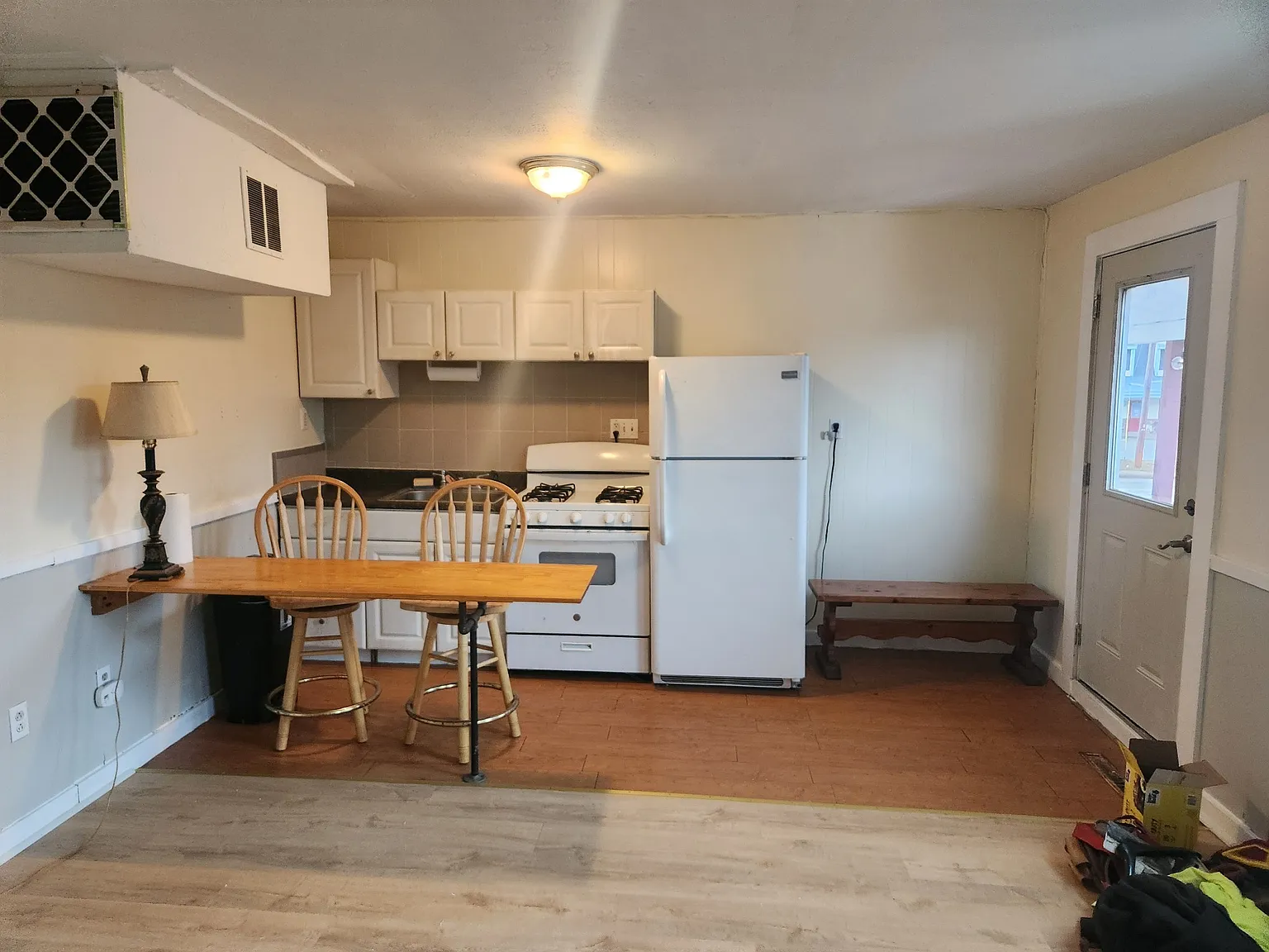 8 Main St — Photo 2