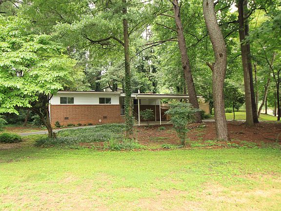 2nd image of 2720 McClave Dr