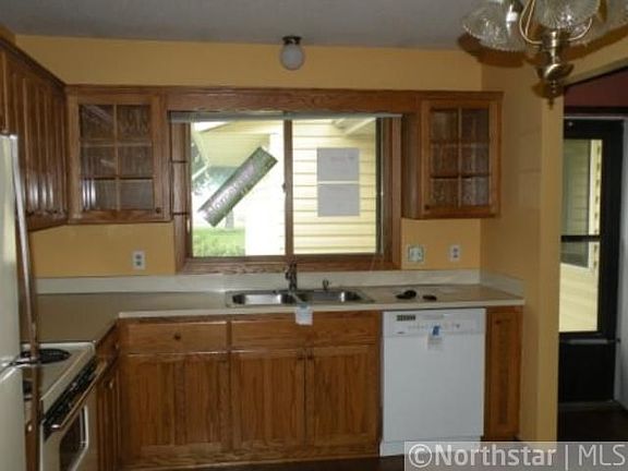 2nd image of 380 Pleasure Creek Dr NE