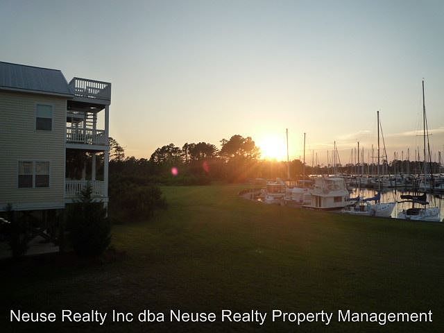 1st image of 4006 Marina Townes Dr